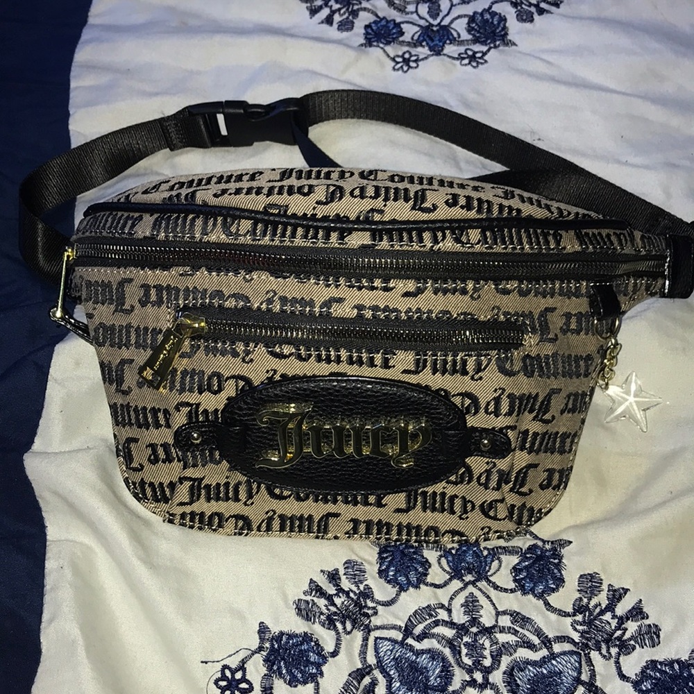 Juicy Couture fanny pack